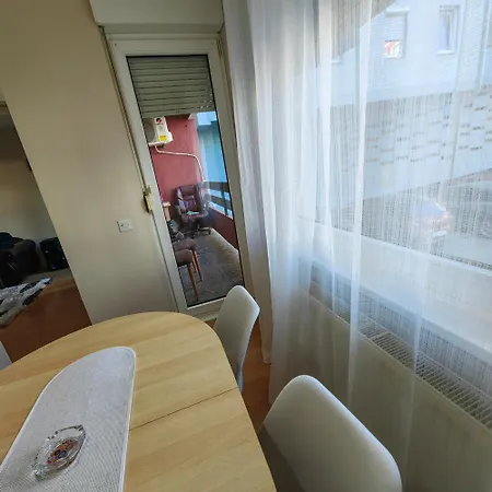 Stan Na Dan Centar S Apartment *